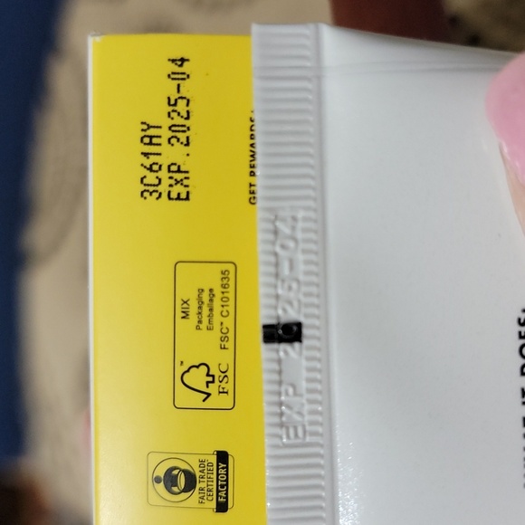 Elf Cosmetics Suntouchable Whoa Glow Sunscreen & Makeup Face Primer SPF 30 50ml - Picture 8 of 9